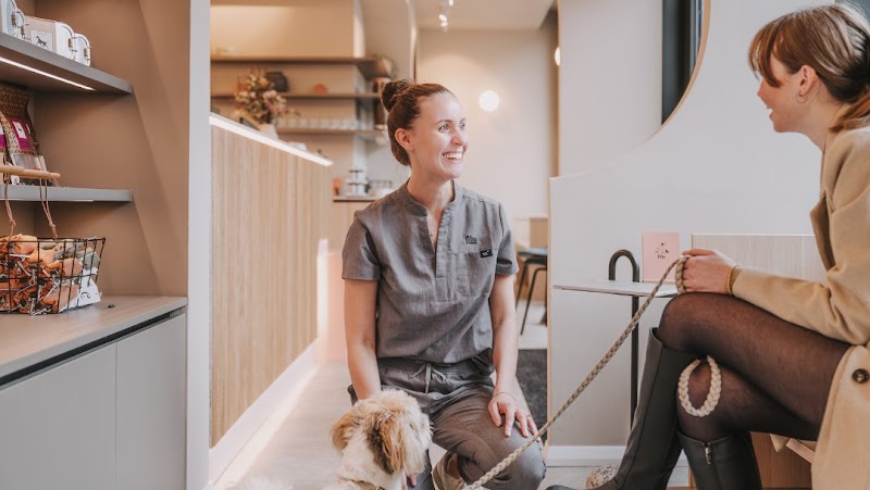 filu Tierarztpraxis Pempelfort in Düsseldorf | Öffnungszeiten & Bewertungen