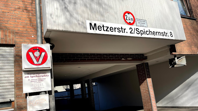 Tierarztpraxis am Spichernplatz Dr. Simone Schneider und Daniela Schäfer